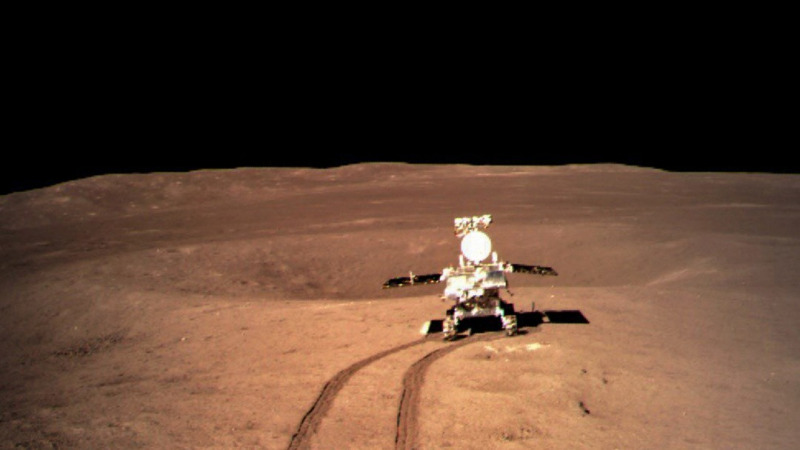 为什么月球天空一片漆黑，没有星星？