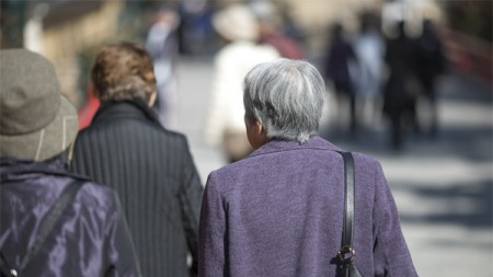 日本应对老龄化  ——市民代理人制度的启示的头图