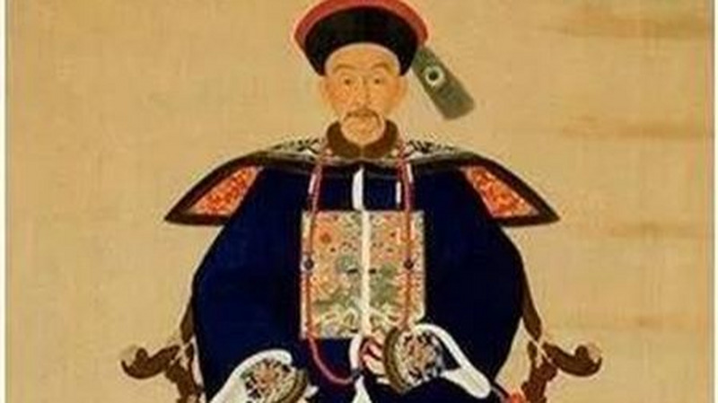 清朝第一次“金川之战”，乾隆为什么同时处死三位心腹大臣