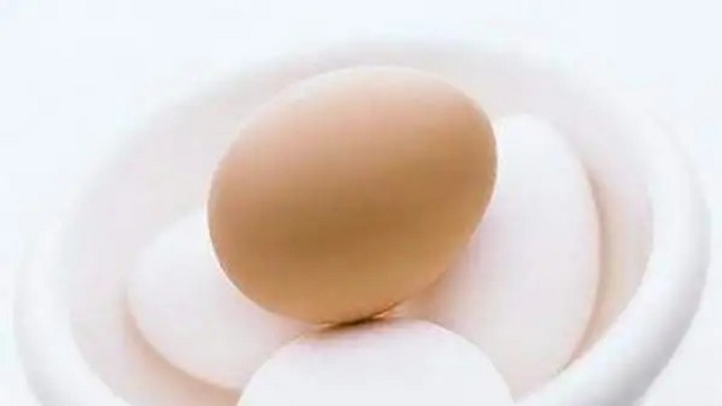徒手捏碎一个鸡蛋尚且不易，那么捏碎一个原子需要多大的力量？