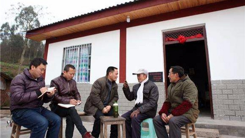 不低于村民人均收入两倍！村干部一个月到底能拿多少工资？