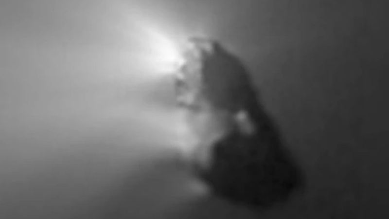 史上最大彗星正在向地球飞来，直径137公里！科学家怎么说？的头图