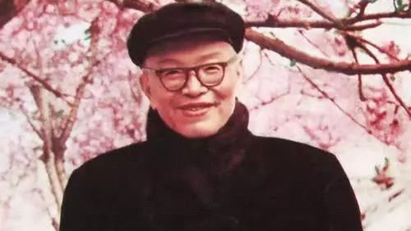 张闻天小传：不争权的红色教授，被毛泽东戏称为“开明君主”