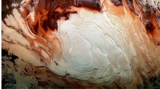 火星隐藏的极地“湖泊”可能只是冰冻的粘土？