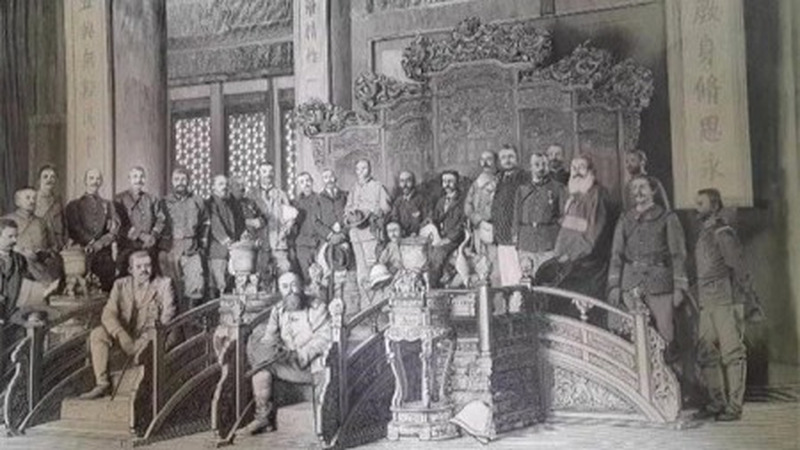 中国如何在走向共和中改朝换代？