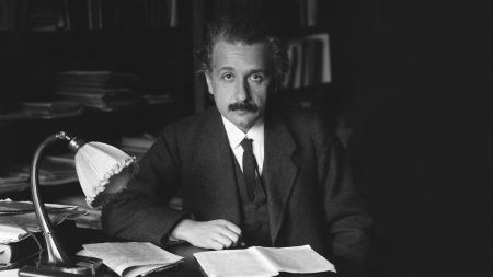爱因斯坦获诺奖，为什么是光电效应，而不是相对论？