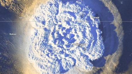汤加火山爆发，各国卫星晒出图片大比拼，为啥咱们有些低调？