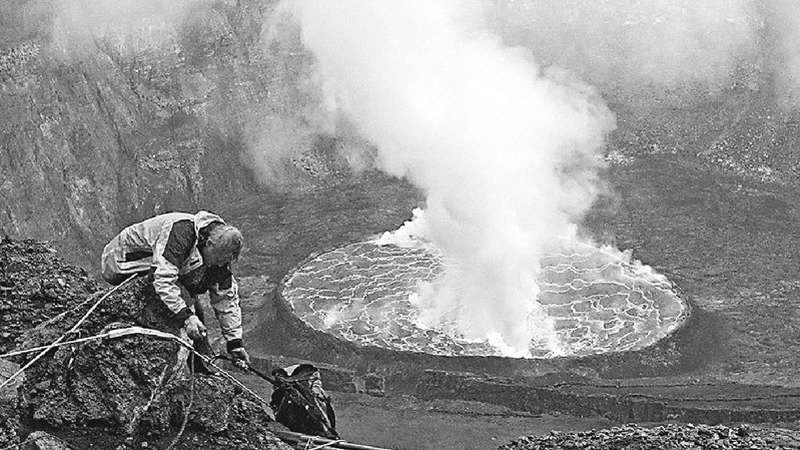尼拉贡戈火山为什么被称为“魔鬼的肚脐眼”？