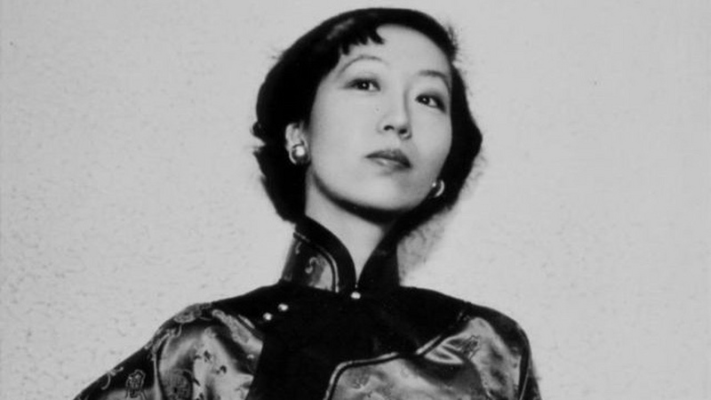 张爱玲小传：嫌弃自己名字的文学才女，小资青年心中的“教母”