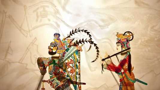 在中国非遗文化中，皮影戏和木偶戏是什么，两者有何区别？的头图