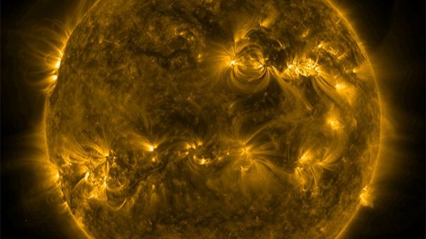 太阳刚刚爆发X级大耀斑，对地球会形成什么影响？
